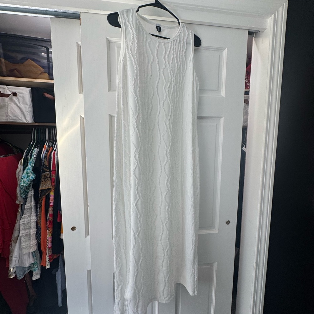 Shein Curve 2XL White Textured Midi Dress – Worn Once, Excellent Condition